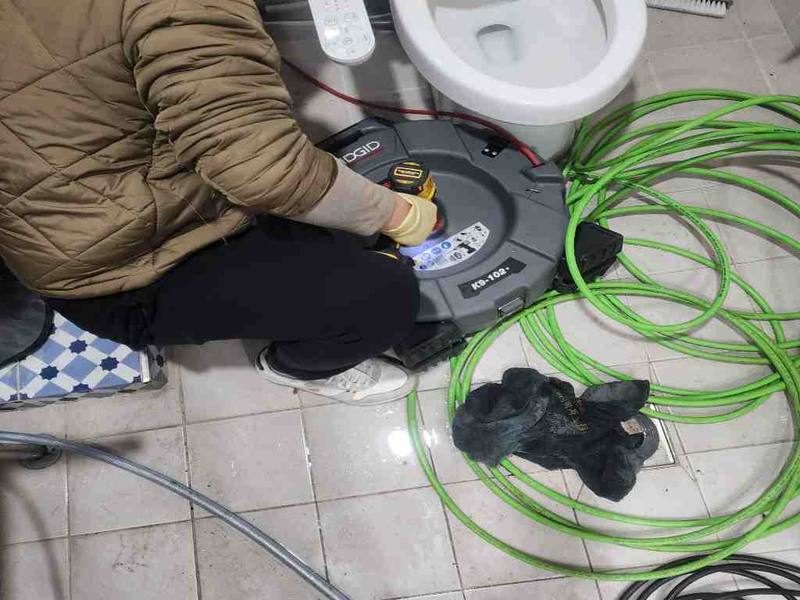 판교 변기막힘 작업사례 3
