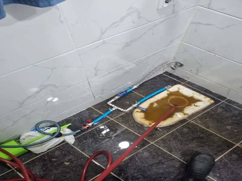 판교 변기역류 작업사례 23